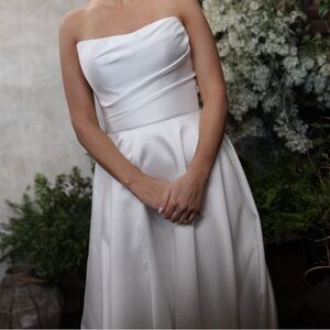 Mariana Hardwick Strapless A-Line Wedding Dress